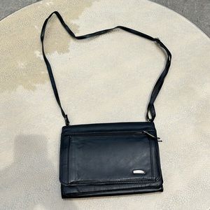 Travelon black travel crossbody